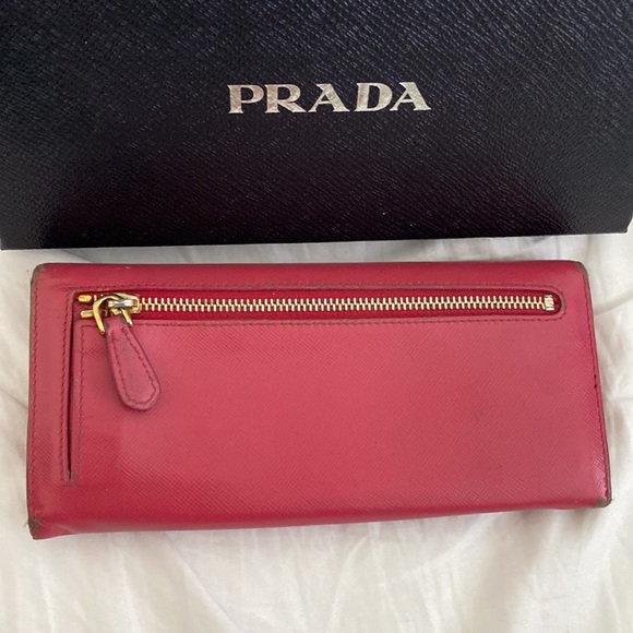 Prada Saffiano Wallet Peonia - Picture 2 of 9